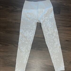 Fabletics Grey and White Patterned Leggings